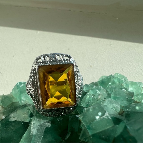 Hallmarked 10k whit gold beautiful deep Color citrine ring . - Picture 12 of 16